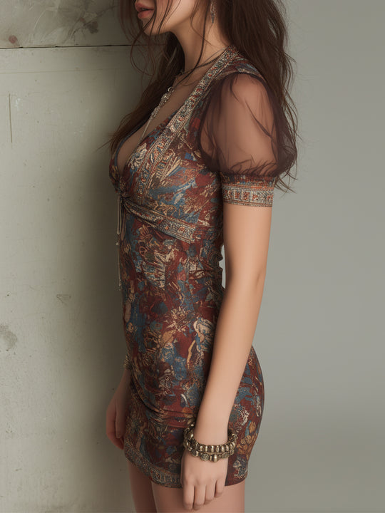 Retro Lace Trimmed Mesh Short-sleeved Slim Mini Dress