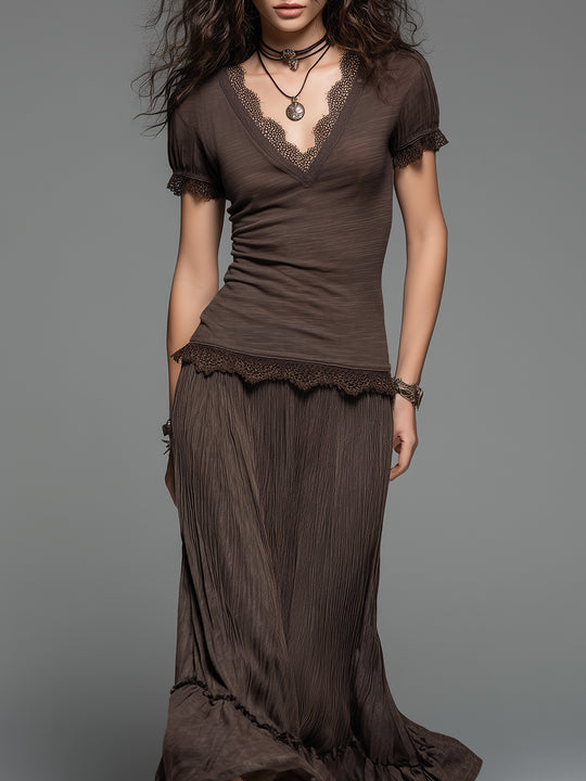 Chic Lace Short-sleeved T-shirt & Pleated Ruffle Hem Skirt Set