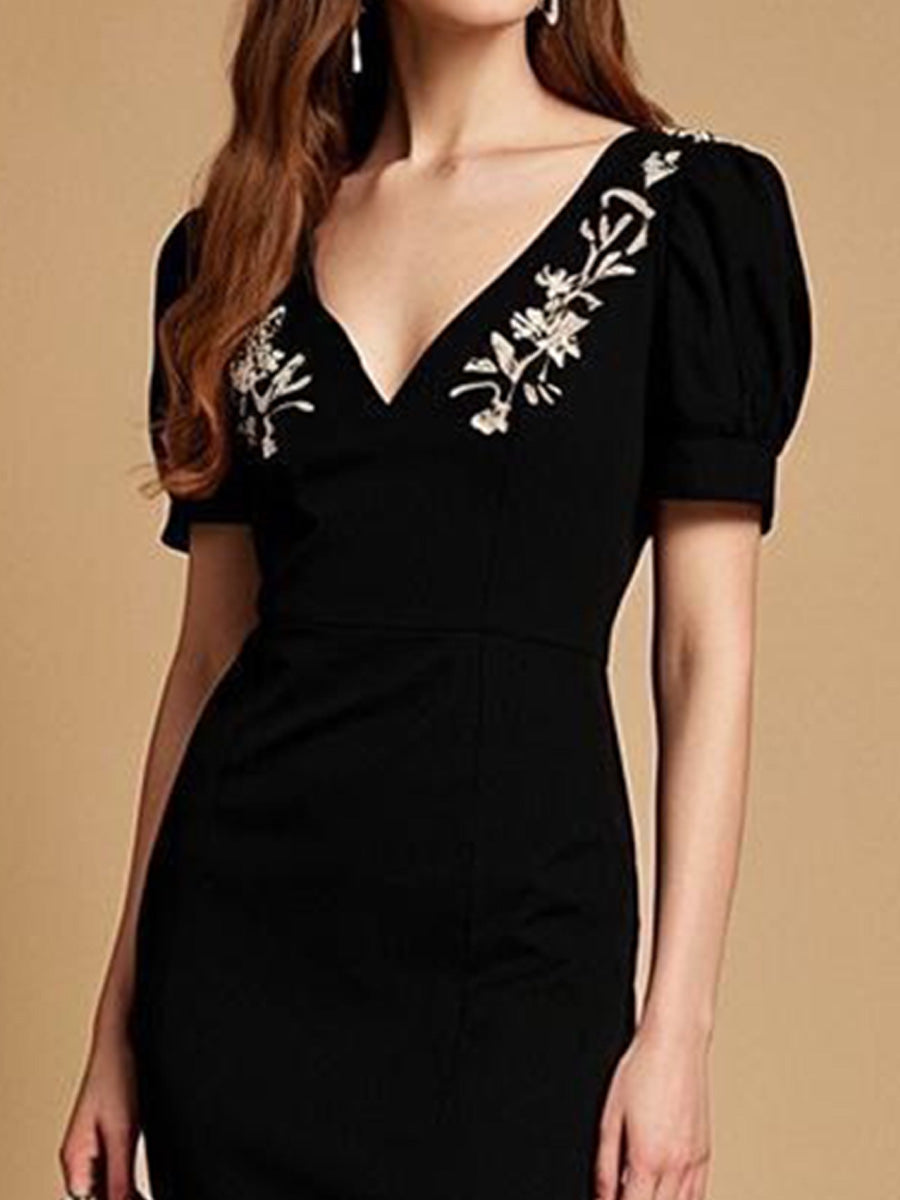 Chic Black Floral Embroidered Puff Sleeve Midi Dress