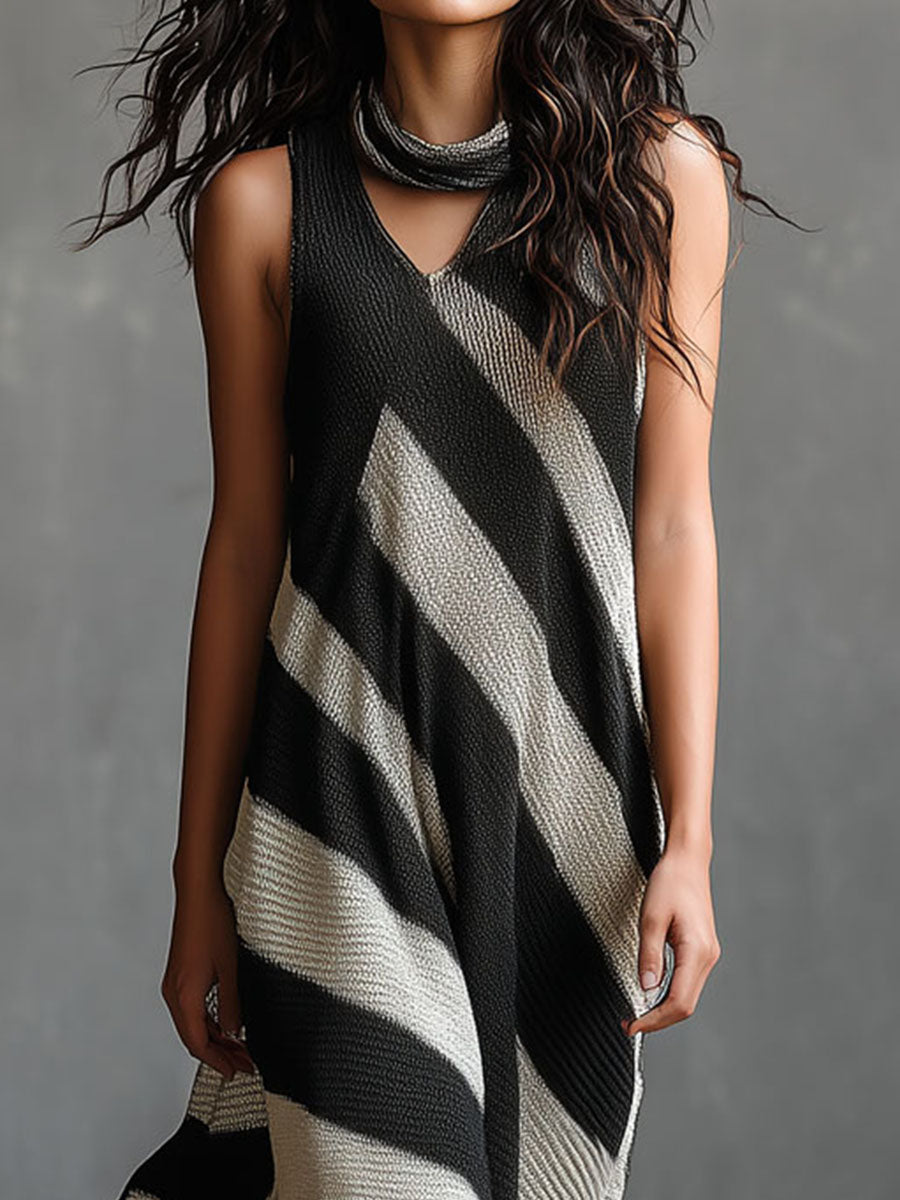Chic Monochrome Striped Knit Sleeveless Flowing Maxi Dress