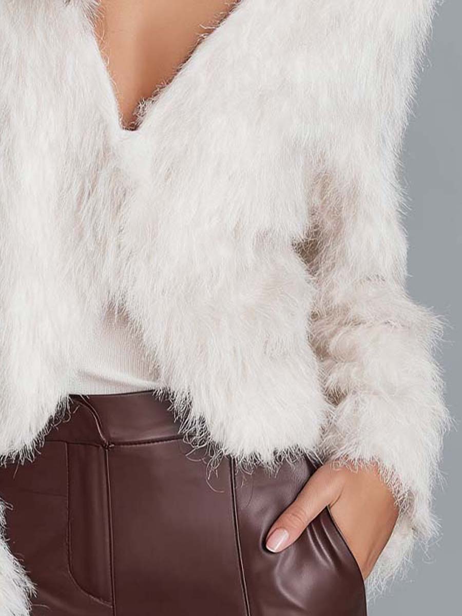 Soft Ivory Faux Fur Jacket With Cozy Feather Texture