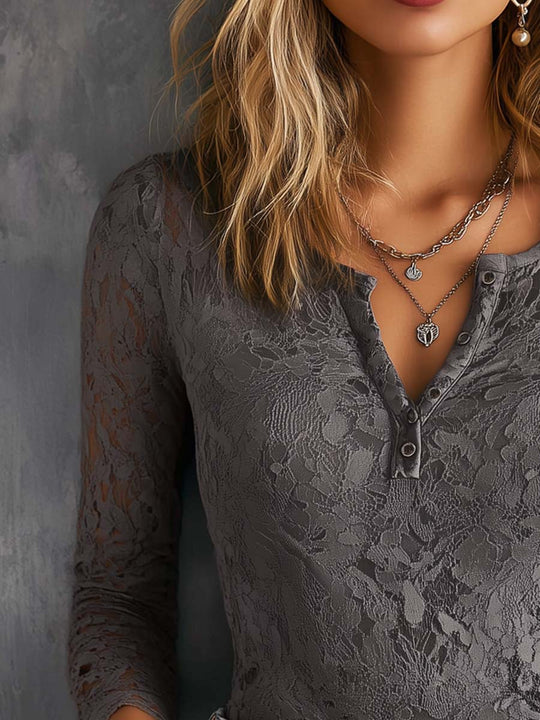 Retro Lace Long-sleeved Blouse