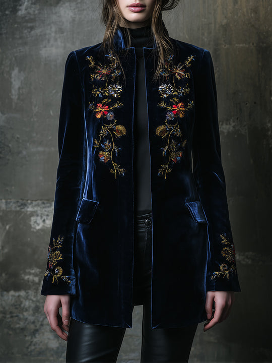 Quietly Luxurious Floral Embroidered Polyester Velvet Straight Jacket