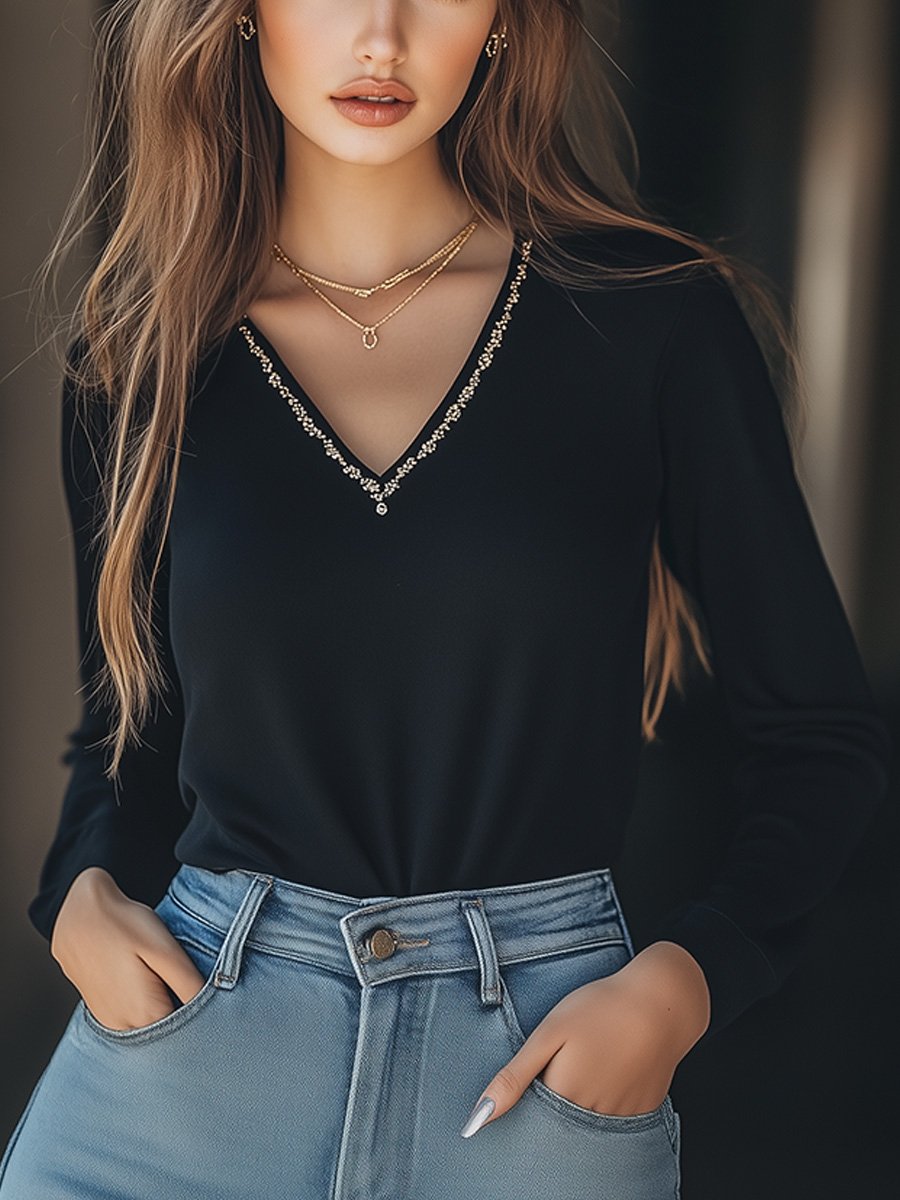 Casual V-neck Embroidered Cotton Long-sleeved T-shirt