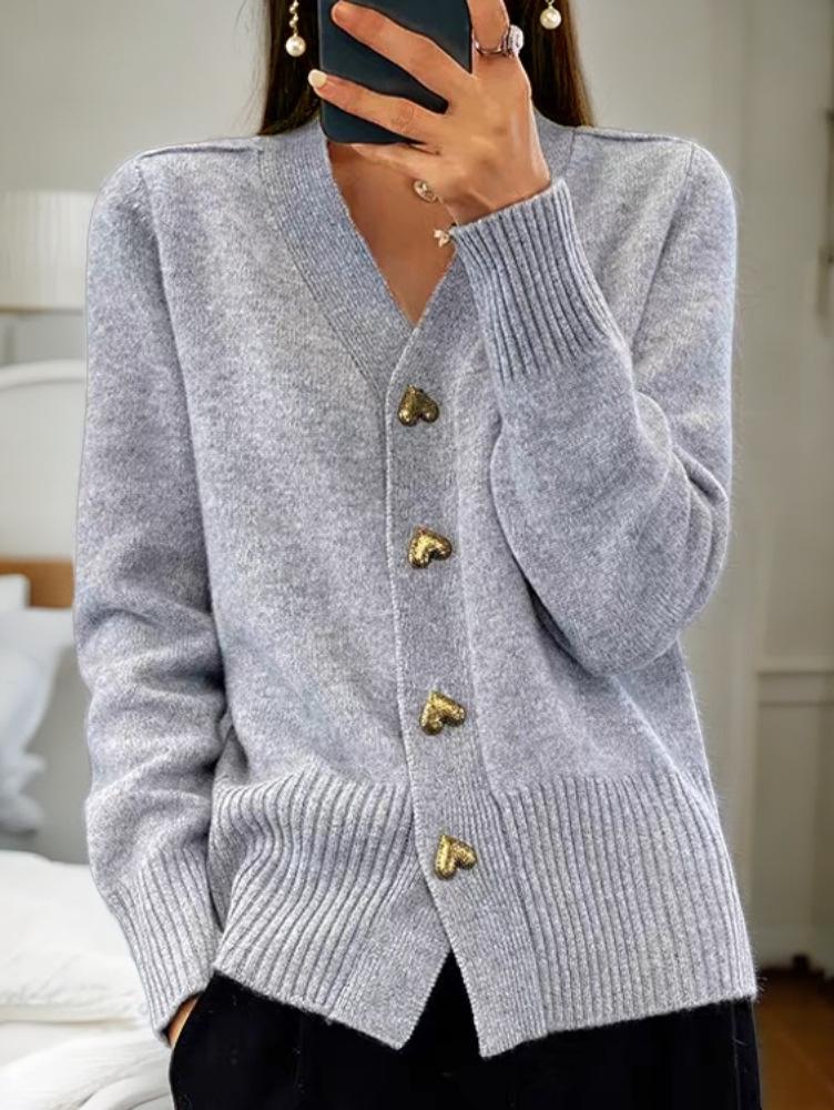 Chic V-neck Heart-shaped Buttons Knitted Cardigan