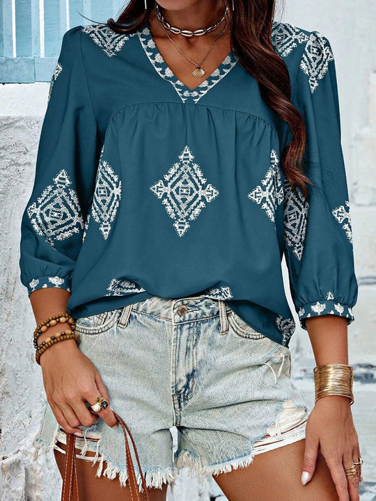 V-neck Fashionable Printed Three-quarter Sleeve Top