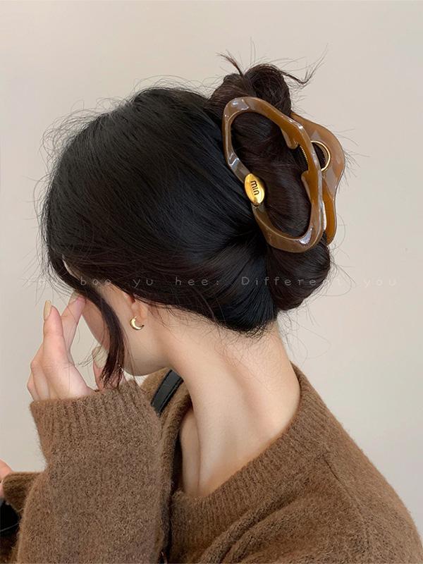 Maillard Style Letter Brown Hair Clip Hair Shark Clip