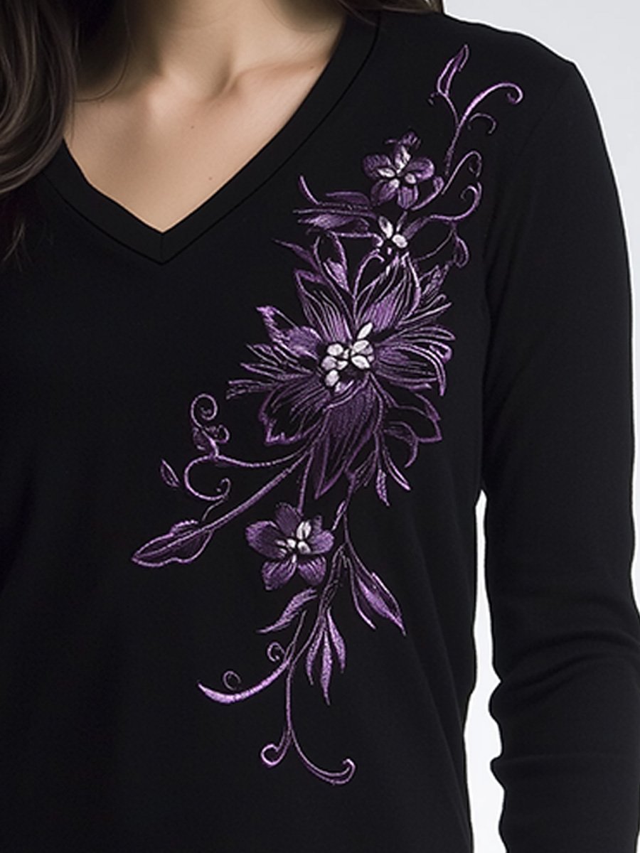 Casual V-neck Pure Cotton Embroidered Everyday Versatile T-shirt