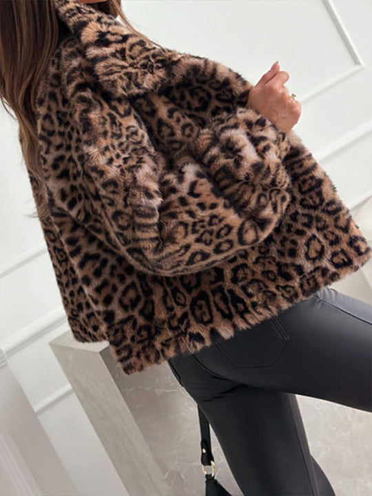 Fashionable Fur Leopard Print Lapel Short Coat