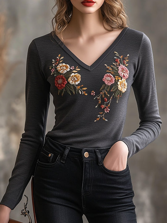 Fashion V-neck Pure Cotton Floral Embroidered Long-sleeved Top