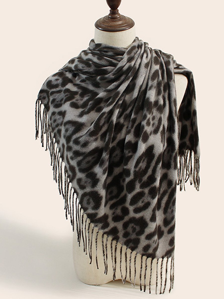 Leopard Print Warm and Versatile Cashmere Shawl Scarf