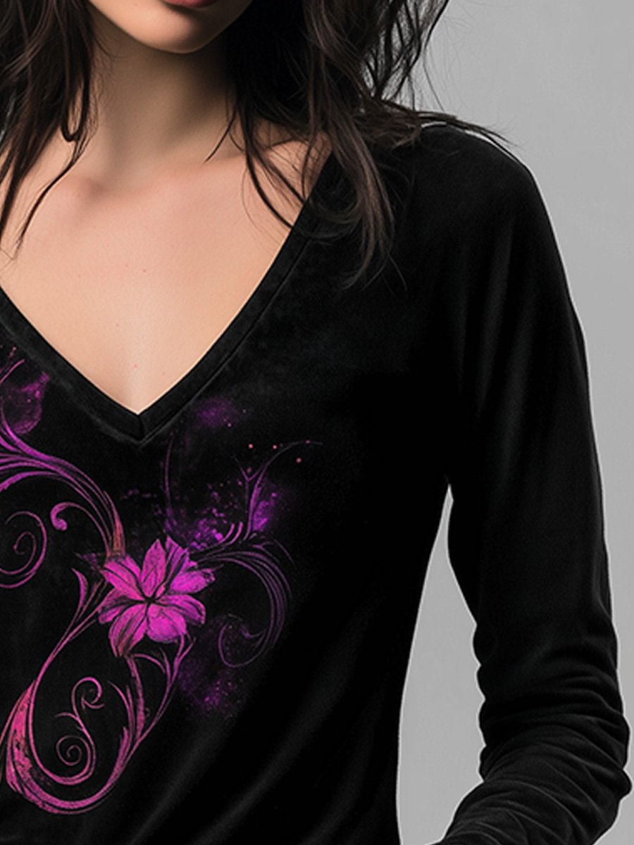 Casual V-neck Velvet Embroidered Everyday Versatile T-shirt