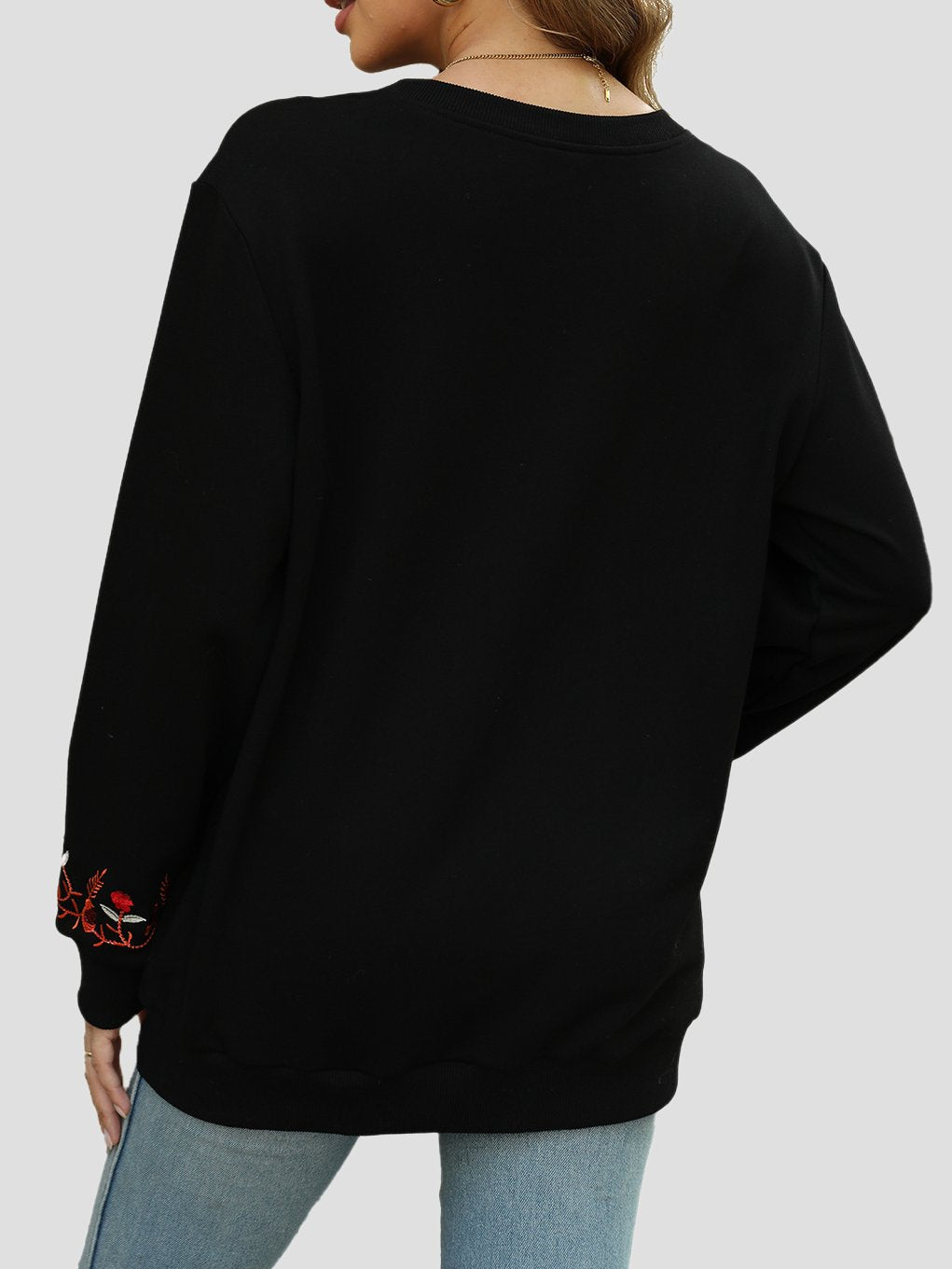 Elegant Floral Embroidered Ribbed Loose-Fitting Sweatshirt