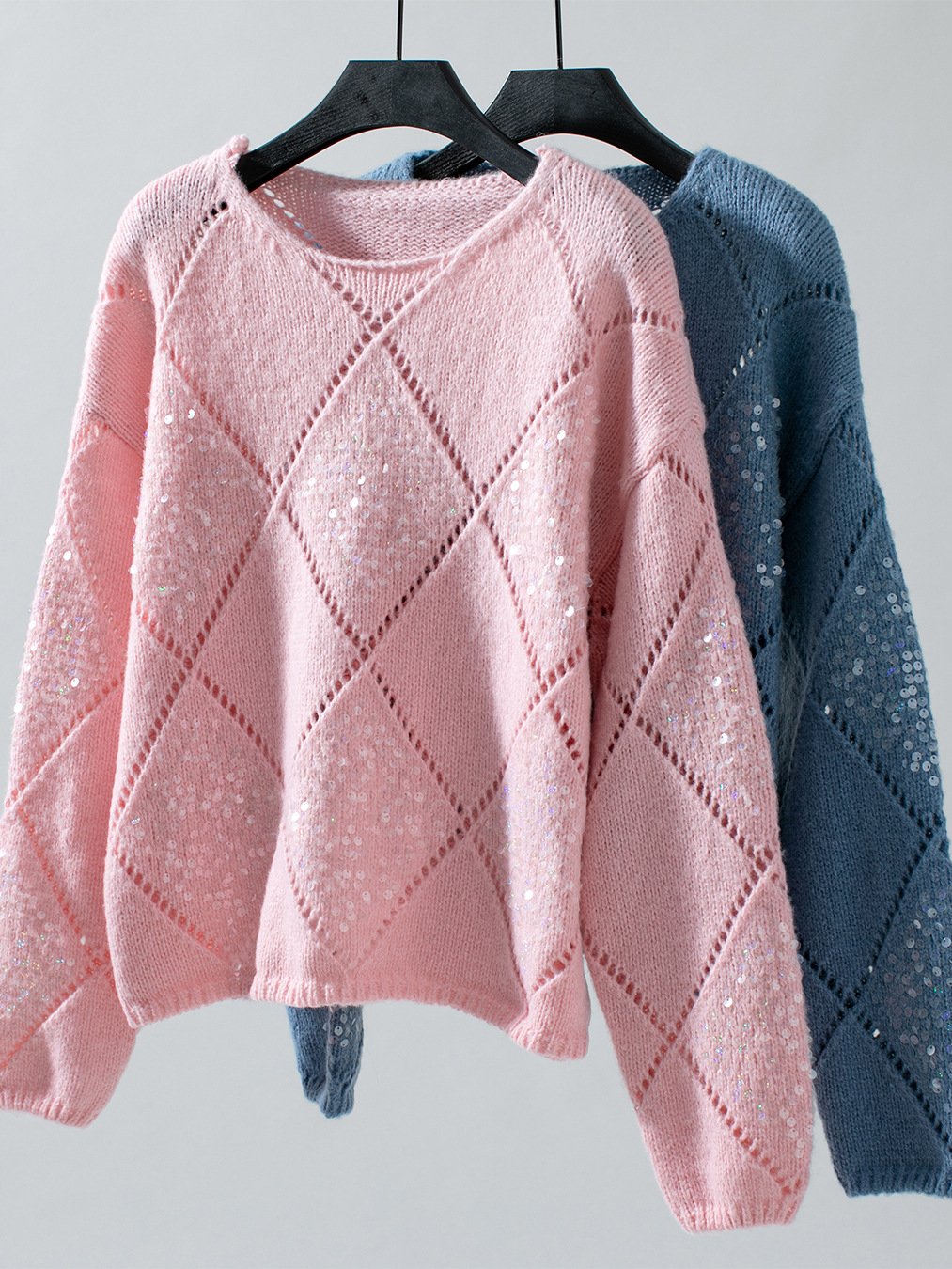 Stylish Hollow Out Sequin Knitted Sweater