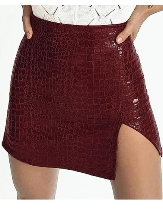 Stylish Crocodile-Embossed PU Leather Mini Skirt